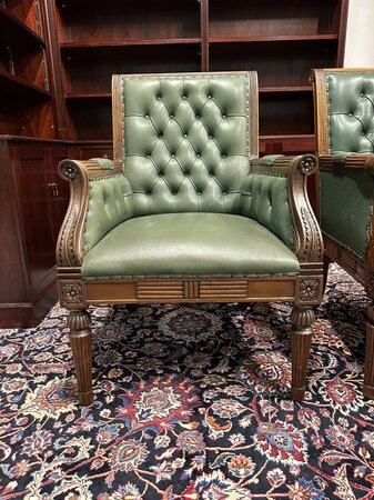 Engelse Chesterfield Library chair fauteuil Groen