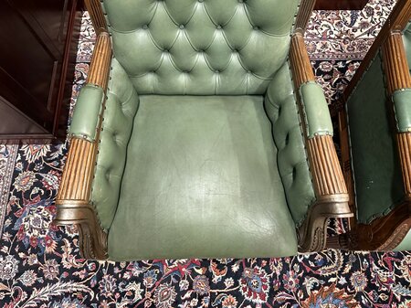 Engelse Chesterfield Library chair fauteuil Groen