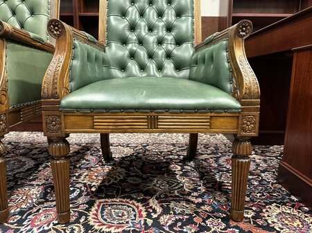 Engelse Chesterfield Library chair fauteuil Groen