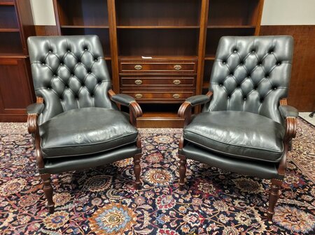 Engelse Chesterfield Library chair fauteuil zwart