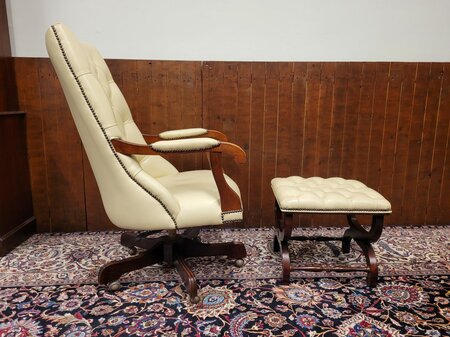 Engels Springvale Chesterfield Bureaustoel Fauteuil met Voetenbankje