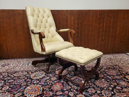 Engels Springvale Chesterfield Bureaustoel Fauteuil met Voetenbankje