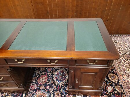 Engels Klassiek Mahonie Chesterfield Bureau