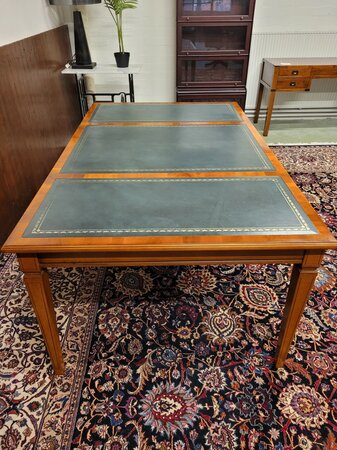 Antieke Engelse Heldense schrijftafel bureau