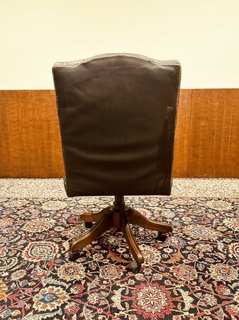 Engelse Chesterfield Gainsborough bureaustoel