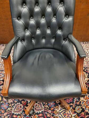 Engelse Chesterfield bureaustoel zwart