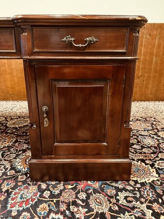 Klassiek Engels Chesterfield bureau partnerdesk