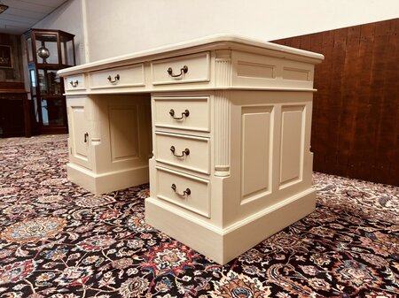 Wit Klassiek Engels bureau met bureaustoel