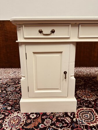 Wit Klassiek Engels bureau met bureaustoel