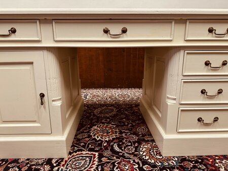 Wit Klassiek Engels bureau met bureaustoel