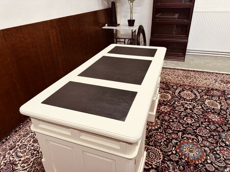 Wit Klassiek Engels bureau met bureaustoel