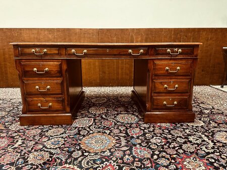 Klassiek Engels Globe Wernicke bureau