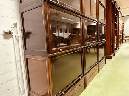 Grote Antieke Globe Wernicke bibliotheekkast boekenkast