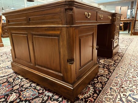 Engels Klassiek Chesterfield Partnerdesk Bureau