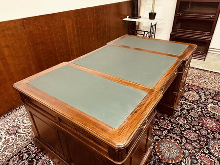 Engels Klassiek Chesterfield Partnerdesk Bureau