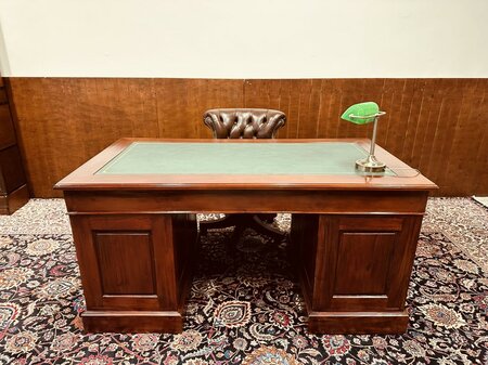 Engels Klassiek Bureau