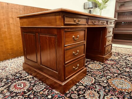 Engels Klassiek Bureau