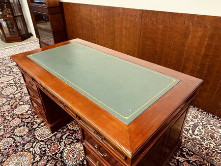 Engels Klassiek Bureau