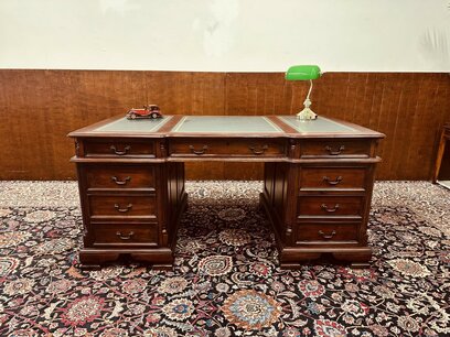 Klassiek Engels Chesterfield Bureau