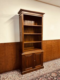 Klassieke Engelse mahonie boekenkast