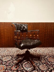 Zwarte Chesterfield Bureaustoel
