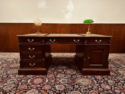 Antiek Engels Chesterfield Bureau Partnerdesk