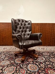 Rochester Chesterfield Office Chair