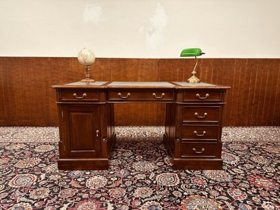 Klassiek Engels Bureau met Groene Inleg
