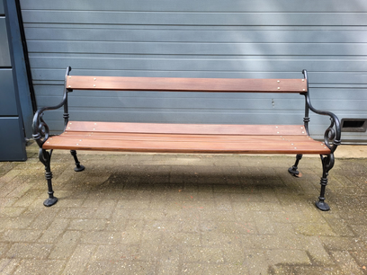 Antieke parkbank tuinbank