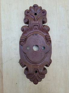 Old cast iron wall anchor - GA6