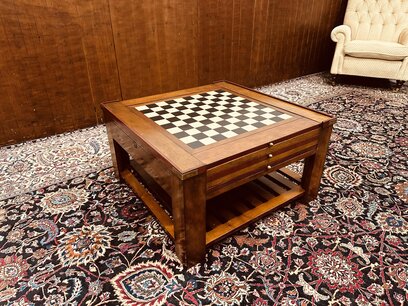 Authentic Models Speeltafel