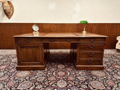 Large English Eichholtz Desk Partnerdesk