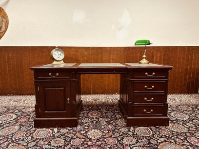 Klassiek Engels Bureau met Lederen Inleg