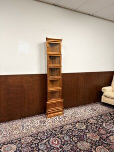 Original Globe Wernicke English Display Cabinet 