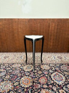 Zwart Bijzettafeltje met Inleg van Roggenhuid