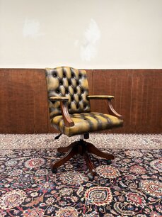 NIEUWE! Klassiek Engels Chesterfield Bureaustoel
