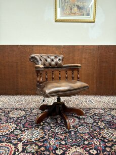Engelse Chesterfield Bureaustoel Bruin