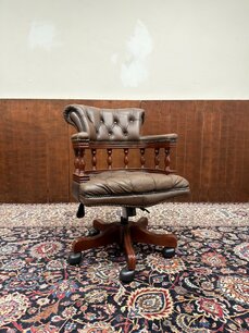 Classic English Brown Chesterfield Desk Chair