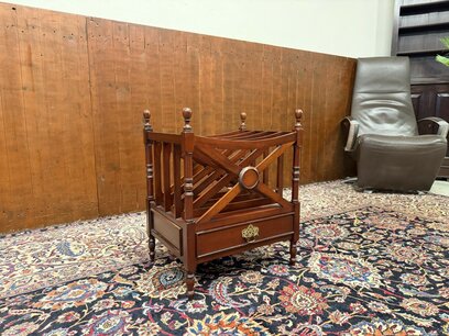 Classic English Mahogany reading basket