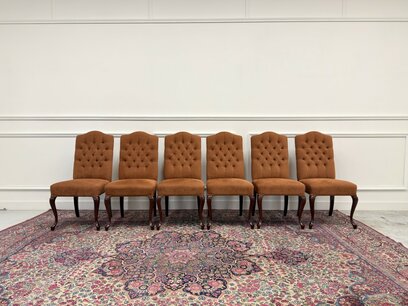 Set Klassiek Engelse Gestoffeerde Chesterfield Stoelen