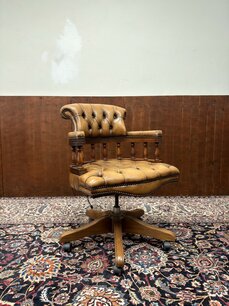 Engelse Chesterfield Bureaustoel Captain Chair