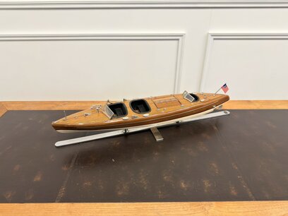 Schaalmodel Modelboot Chris-Craft triple cockpit