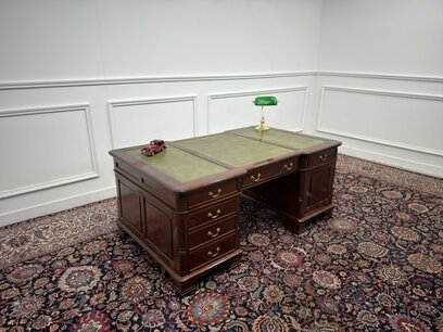 Oud Klassieke Engels Bureau Partnerdesk