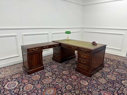 Origineel Globe Wernicke Bureau Hoekbureau