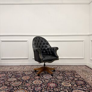 Classic English Chesterfield Desk Chair Black