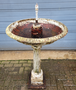 Antieke Franse gietijzeren fontein