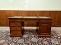 Klassiek Engels Chesterfield Bureau met groen leer