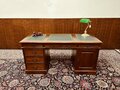 Klassiek Engels Chesterfield Bureau met groen leer