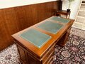 Klassiek Engels Chesterfield Bureau met groen leer