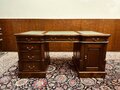 Engels Chesterfield bureau partnerdesk